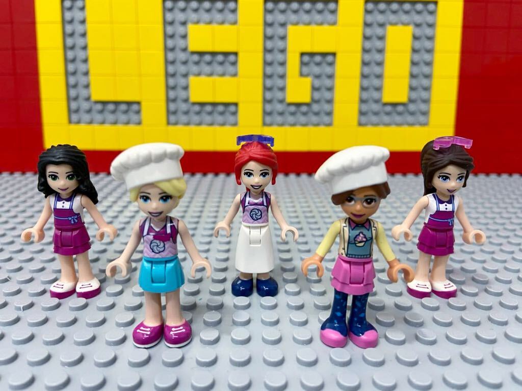 ☆フレンズ☆ レゴ ミニフィグ コック シェフ パティシエ 店員 エプロン姿 人形 カフェ レストラン 女の子 C82613拍卖