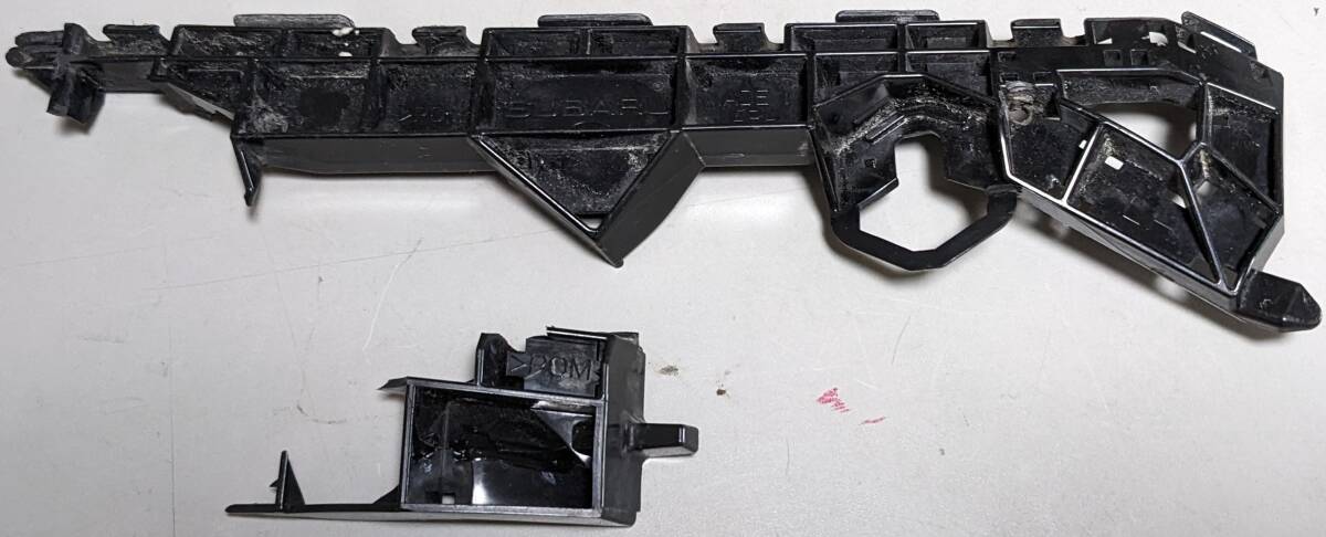 トヨタ 86 4BA-ZN6 R01年 リアバンパー 右リテーナーサポート *57707CC520*拍卖