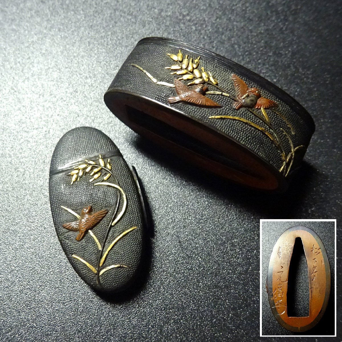 【敬逢】秀逸 刀装具 銘:松下亭 元廣(花押) 稲穂に雀図縁頭 赤銅魚子地 高彫 金銀素銅色絵 侍 SAMURAI TS24拍卖