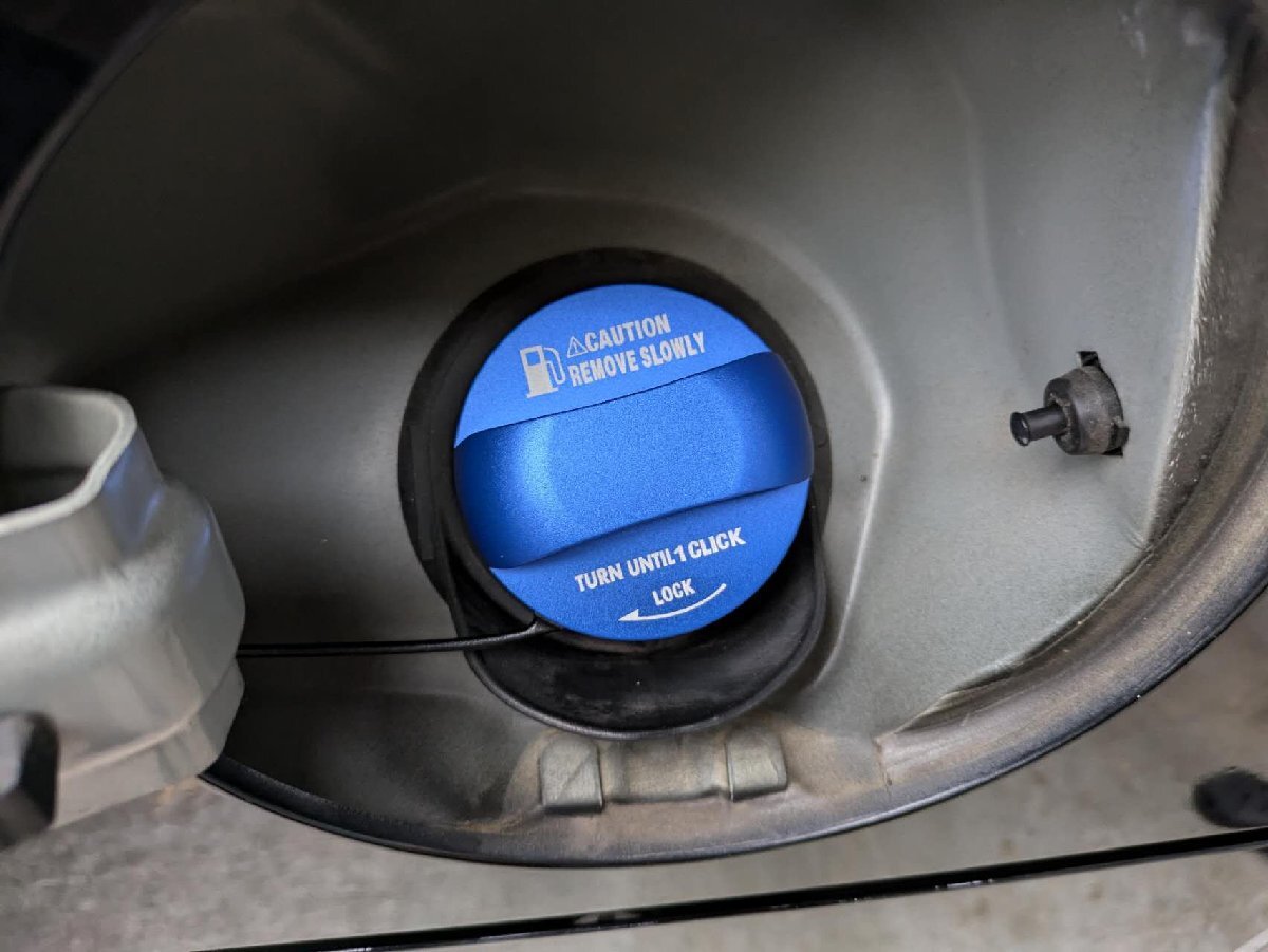 デザイン性UP♪ 給油口キャップ タンクキャップ カバー 青 マツダ フレアワゴン MM21S LS ISリミテッド XS TS拍卖