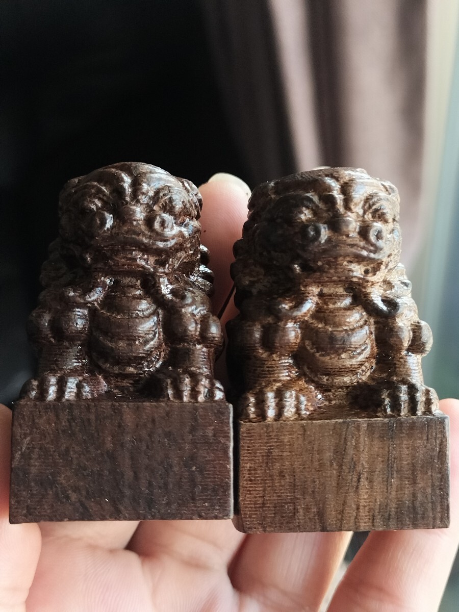 天然木 檀木 家守り 獅子彫刻 鎮宅辟邪 置物 風水 ペア 守り拍卖