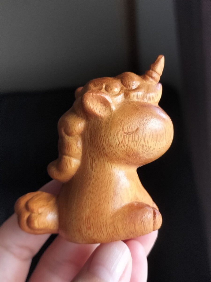 ユニコーン 一角獣(いっかくじゅう) 天然木 ヤーバイ 手把 置物 飾り拍卖