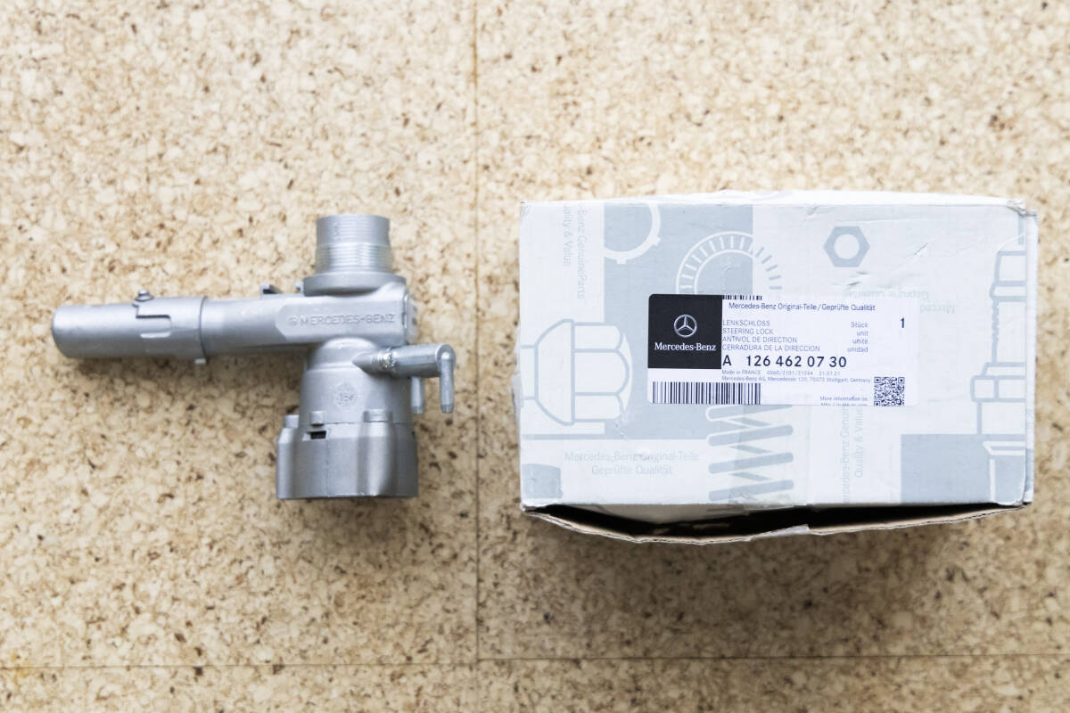 ☆★☆ 純正 Mercedes Benz w123 w126 用 ステアリングロック 1264620730 ☆★☆拍卖