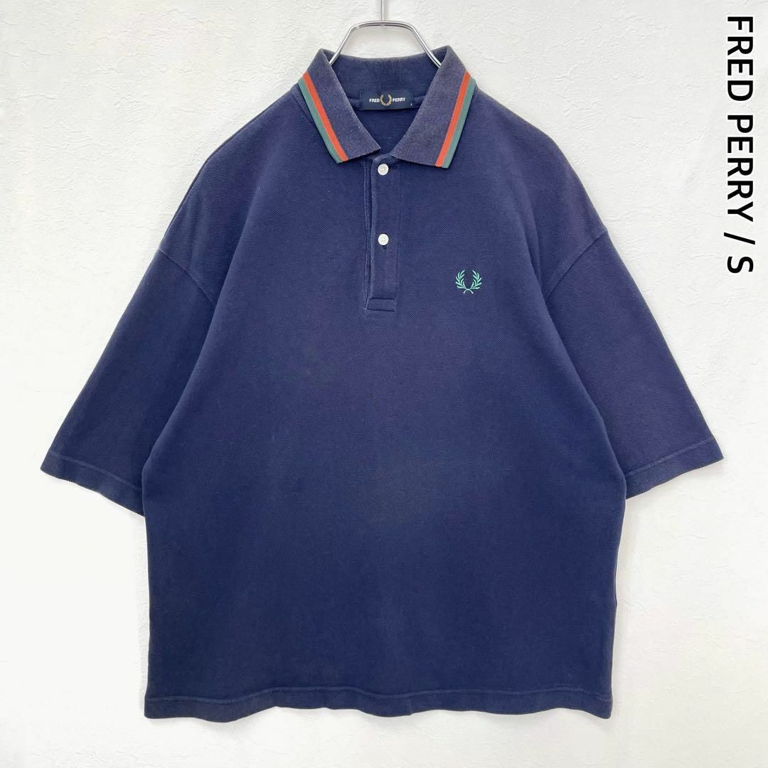 フレッドペリー FRED PERRY フェード 刺繍 半袖ポロシャツ ロゴ刺繍 Mサイズ相当 ネイビー拍卖