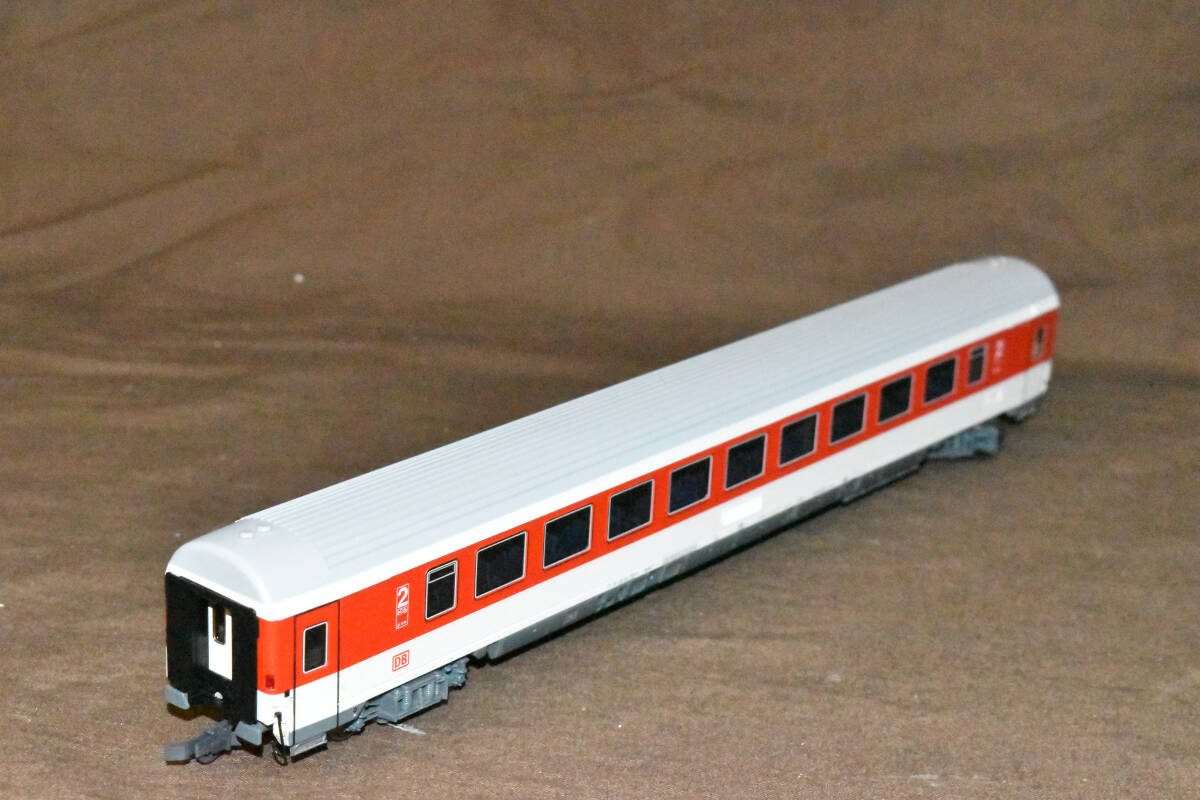 値下!!★☆【入手困難 値上り品】完成品 DB客車 赤 IC 2Class 屋根コルゲート フルスケール ROCO 拍卖