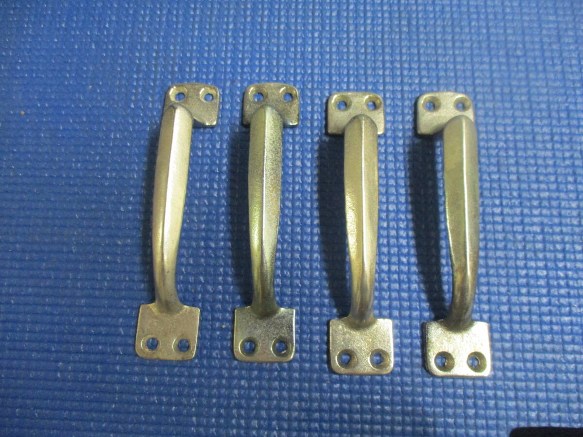 取っ手フランス取っ手 ダイキャスト製 4ケで¥500 送料¥185 クリックポスト拍卖
