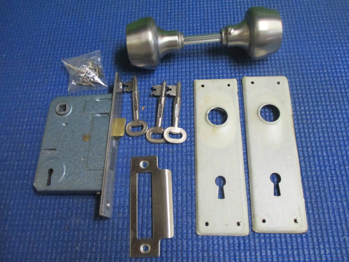 棒鍵付き箱錠(玄関錠)レトロ 未使用品 ステンレス製 1個¥6000 送料¥600拍卖