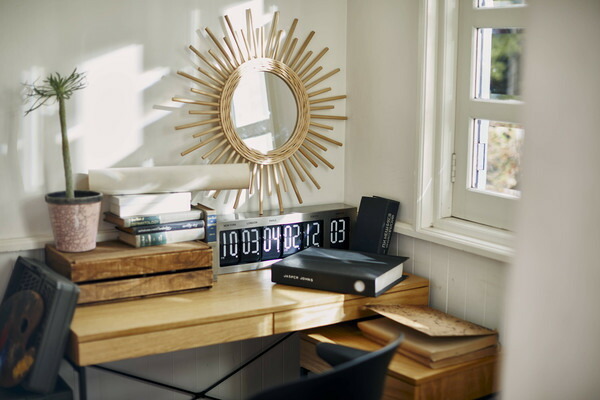 【手編み ラタンミラー】 繊細 やわらかい 印象 軽い 取り付け カンタン 自然風合い 温かみ アクセント 軽量 簡単 自然 優雅さ 華やかさ拍卖