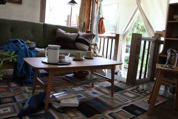 【トムテ センターテーブルL】 コーヒーテーブル 北欧 マガジンラック付 カジュアル おしゃれ 天然木 木製 カフェテーブル 棚付テーブル拍卖