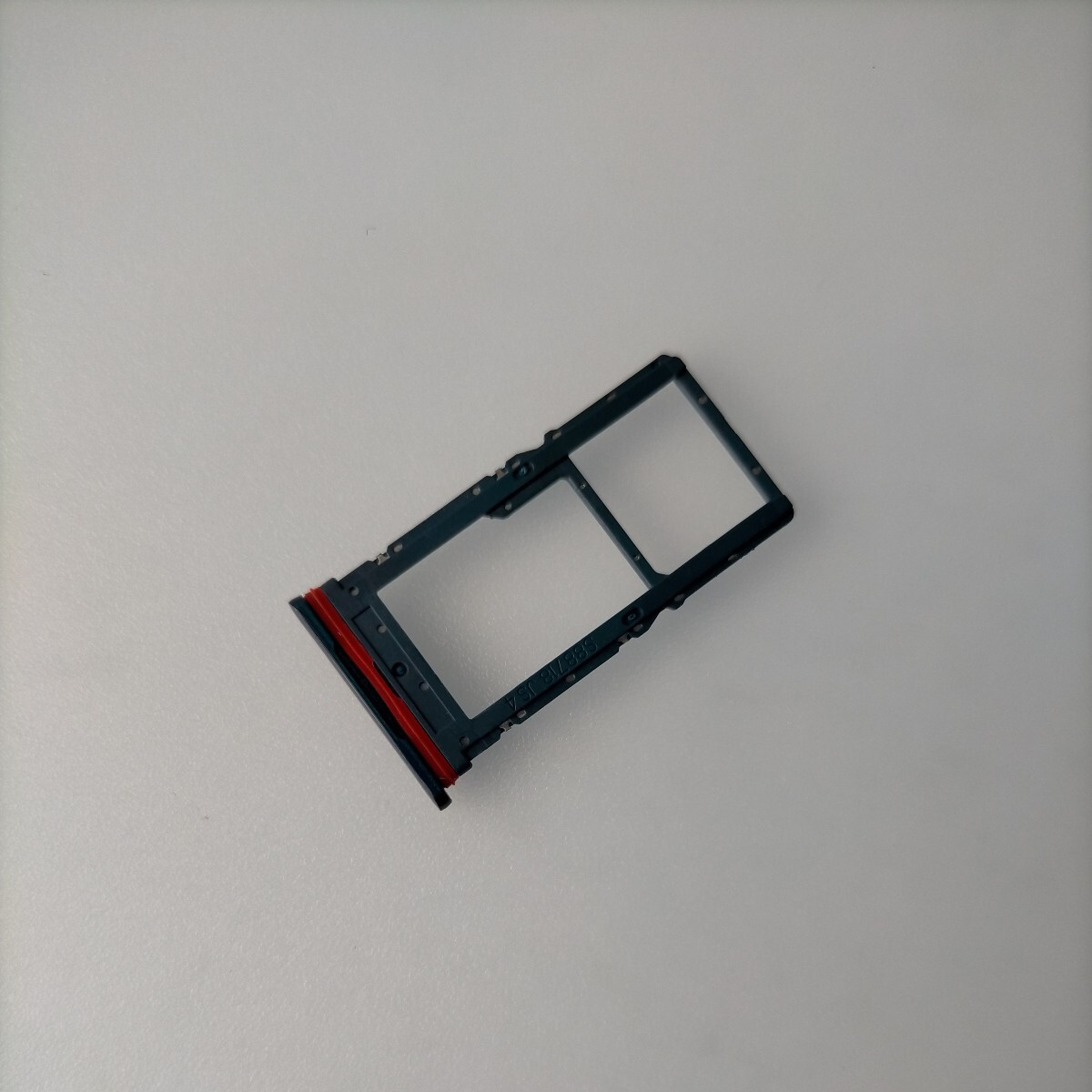 motorola moto G8 power ブルー SIM + SIMかmicroSDカードトレイ 拍卖