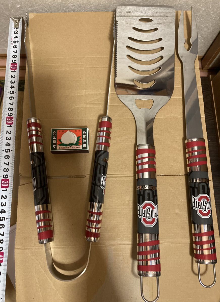 YK-6107 #150 中古品 バーベキュー3点セット BBQ オハイオ州立 バックアイズスポーツボール #フットボール #OHAIOSTATE #オハイオ州立大学拍卖