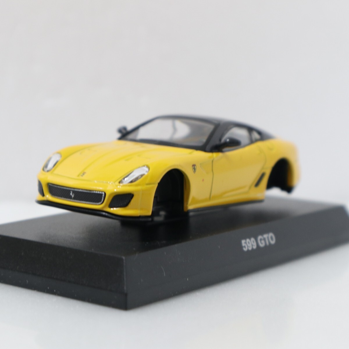京商 1/64 フェラーリ 599 GTO 黄 イエロー 未組み立て ミニカーコレクション サークルKサンクス Ferrari 599 GTO Yellow拍卖