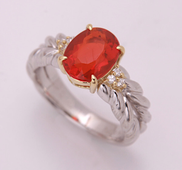 《質屋出品》Pt900/k18★天然ファイアオパール1.38ct+ダイアモンドデザインリング★C-6075拍卖