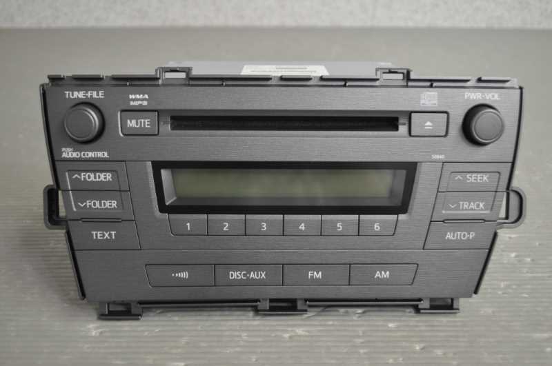 30 プリウス S 後期 (ZVW30)H.24 トヨタ純正 Panasonic パナソニック CDプレーヤー 破損無動作保証 オーディオデッキ 86120-47530 S014491拍卖