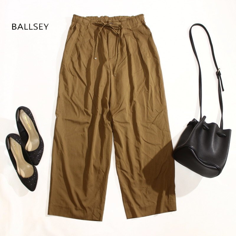 美品 ボールジー Ballsey トゥモローランド 落ち感 レーヨン ポリエステル キュプラ ベルト入り ゆったり パンツ 7号 36 ブラウン 茶色拍卖