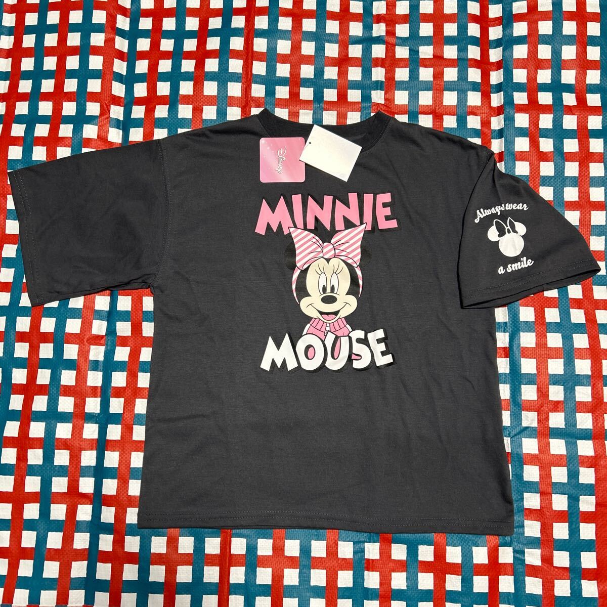 140 ディズニー『ミニーマウス』半袖Tシャツ拍卖