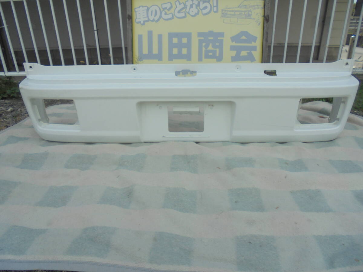 エブリィ DA17V 純正 リアバンパー 71811-64P0 ☆送料格安 ☆要確認 6738拍卖