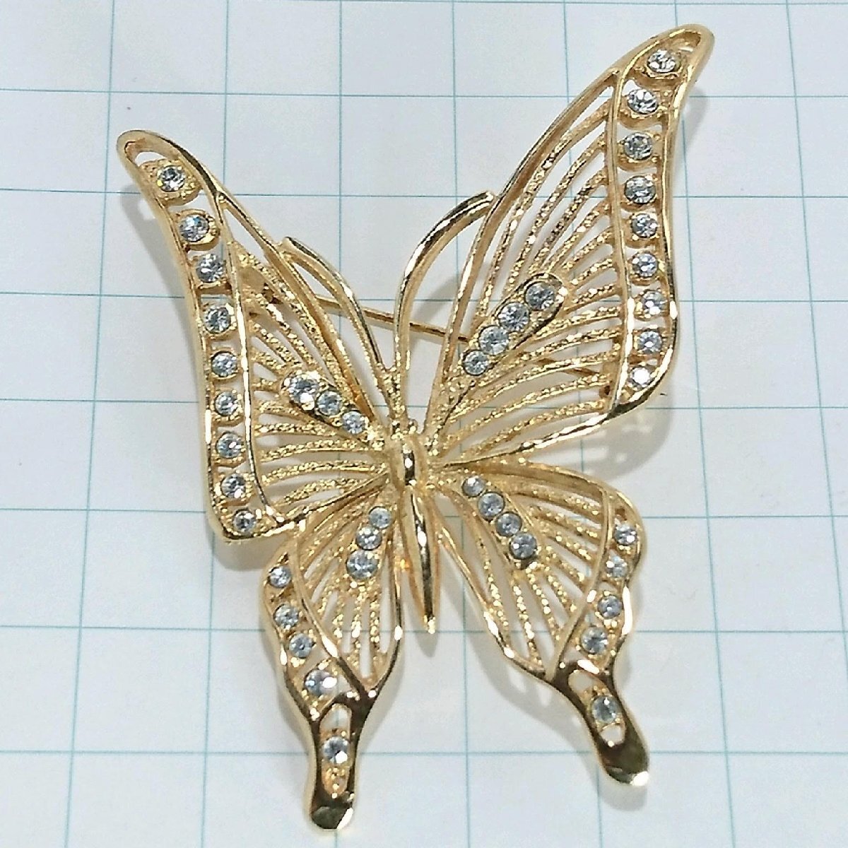 送料無料)ビンテージ☆蝶モチーフ☆アンティーク ブローチ A25711拍卖