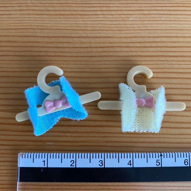 シルバニア(単品)*赤ちゃんハンガーandスタイ*シルバニアファミリー バラ売り ミニチュア ドールハウス 小物拍卖