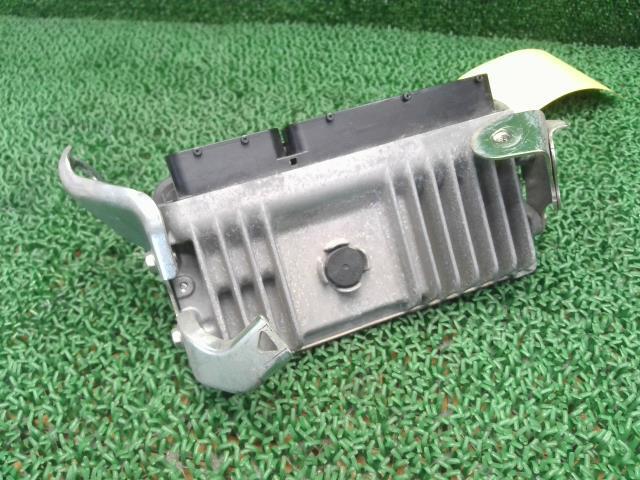 プリウス DAA-ZVW50 エンジンコンピューター 070 212000-9761 89661-47661拍卖