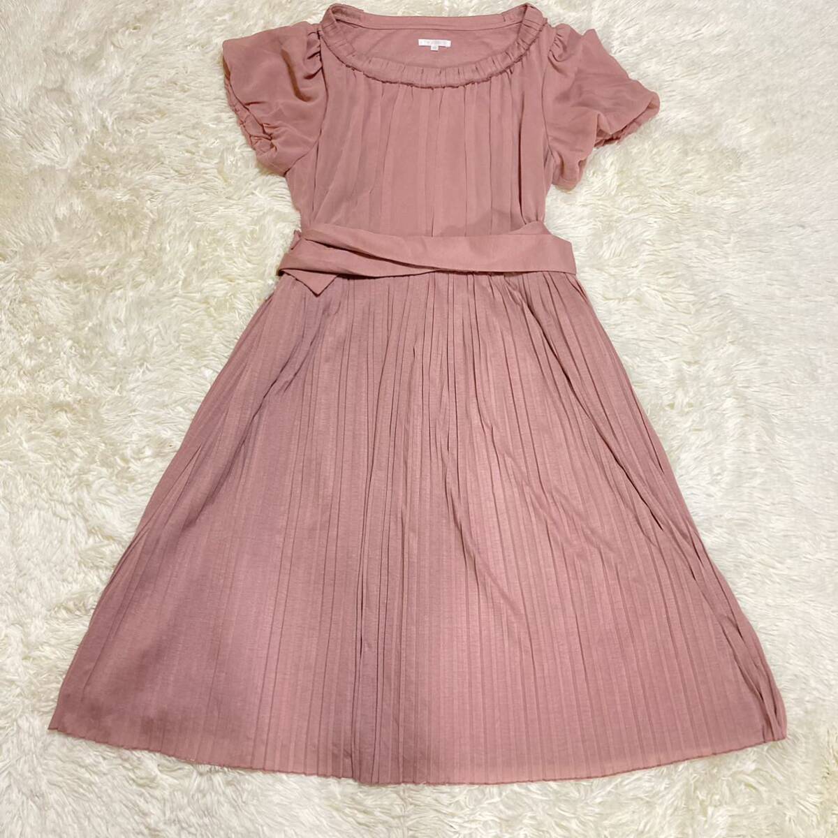 大きいサイズ トゥービーシック プリーツ ロング フレア ピンク ワンピース拍卖