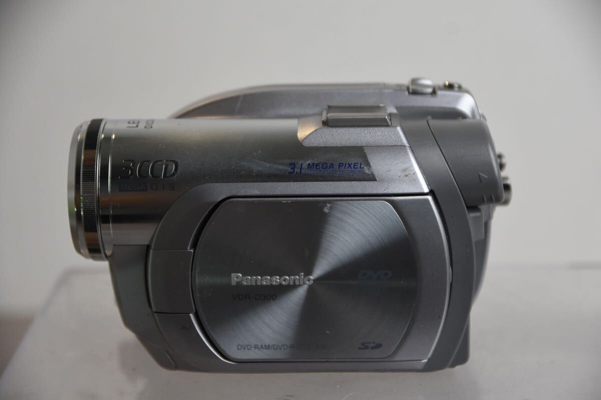 デジタルビデオカメラ Panasonic パナソニック VDR-D300 240710W7拍卖