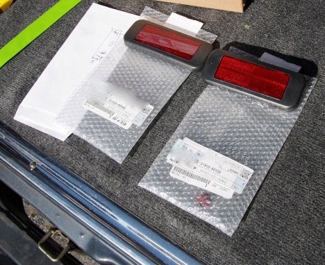 ■新品■トヨタ純正 70 ランドクルーザー ランクル プラド リアバンパー リフレクター 左右セット拍卖