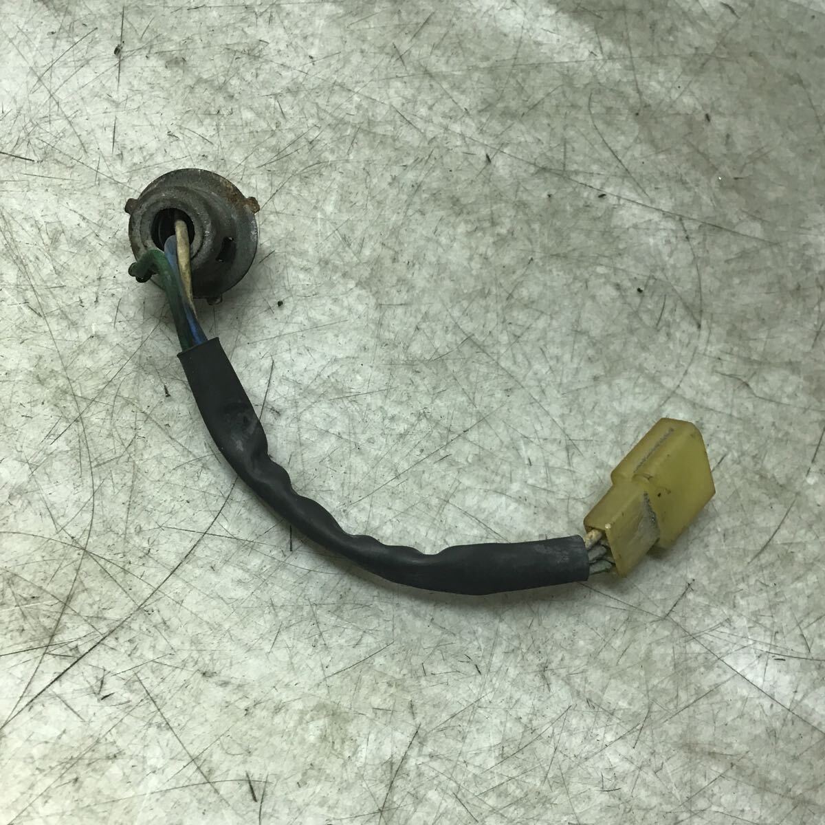 A58-4 ホンダ タクト AF24 ヘッドライトソケット 動作確認済み 純正部品拍卖