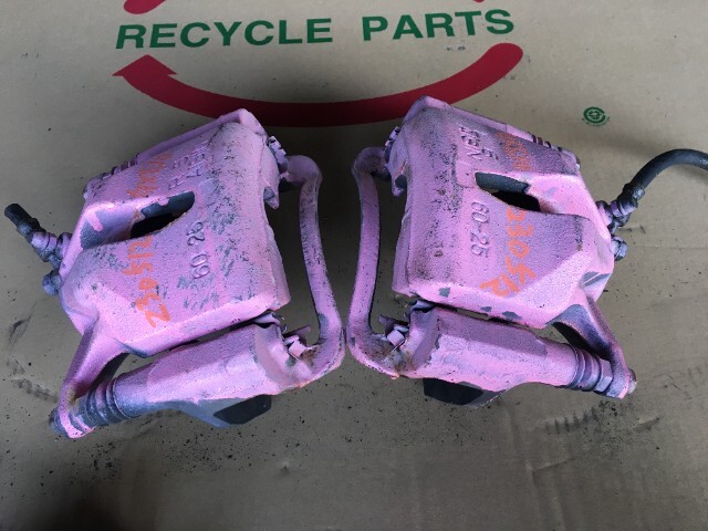 230512 トヨタ アルテッツァ GXE10 左右フロントキャリパーセット拍卖