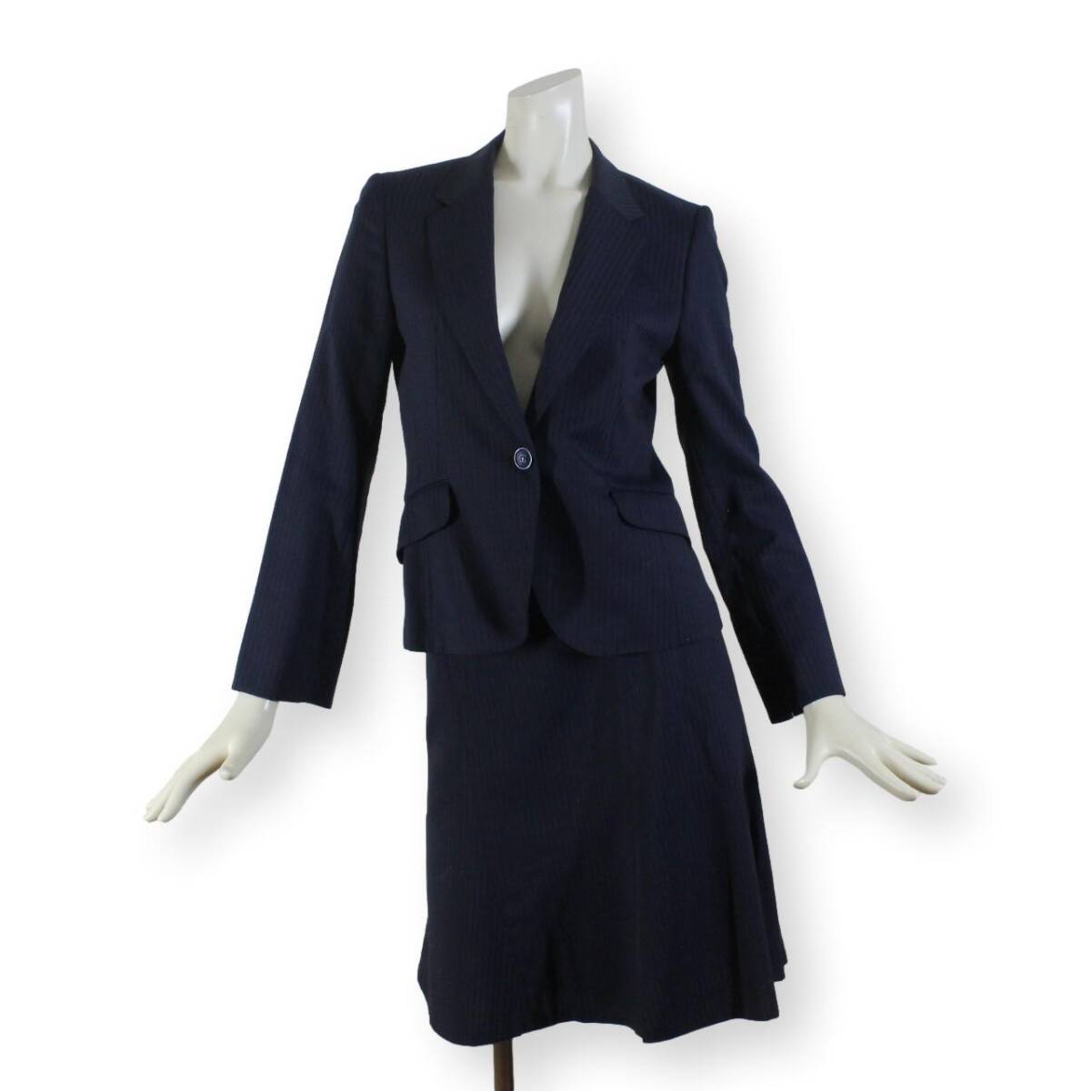 09【美品】レミュー スカートスーツ S ネイビー 紺 シルク混 7号 ストレッチ tqe どこから見てもキレイ LES MUES Femme 春夏秋 ★美品★拍卖