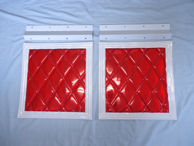 2t車 泥除け巻込防止板 & 綺羅 430×450 泥よけ 赤/白 2枚組 エルフ キャンター デュトロ デ コトラ トラック ダンプ JETイノウエ拍卖