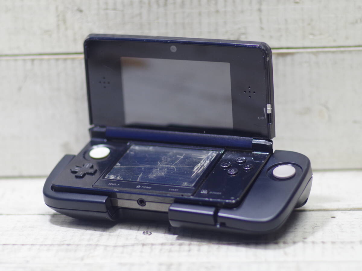 M11178 ニンテンドー3DS専用拡張スライドパッド付 ゲームプレイOK!! 現状 Nintendo 3DS 本体 コスモブラック? 現状 60サイズ0608拍卖