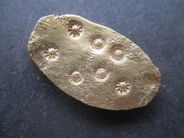 真田幸村の信濃譲葉金 量目約27.2g 刻印「乱菊」拍卖