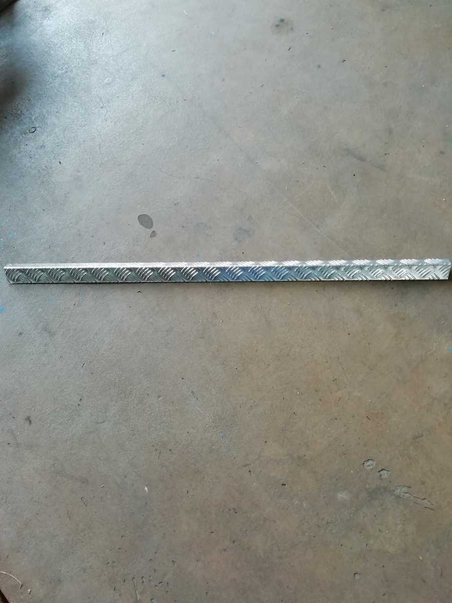 サニトラ テールゲートカバー アルミ縞板 サニートラック専用サイズ拍卖