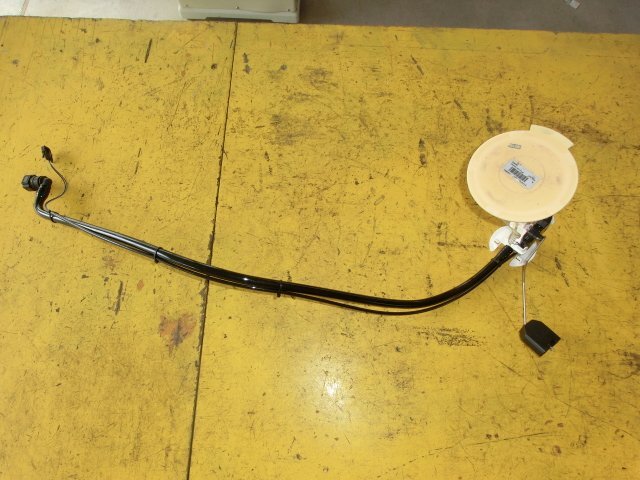 ★ボルボ V60 燃料 ゲージ 平成27年 DBA-FB4164T フューエルゲージ T4 SE 5.3万km 即決あり拍卖