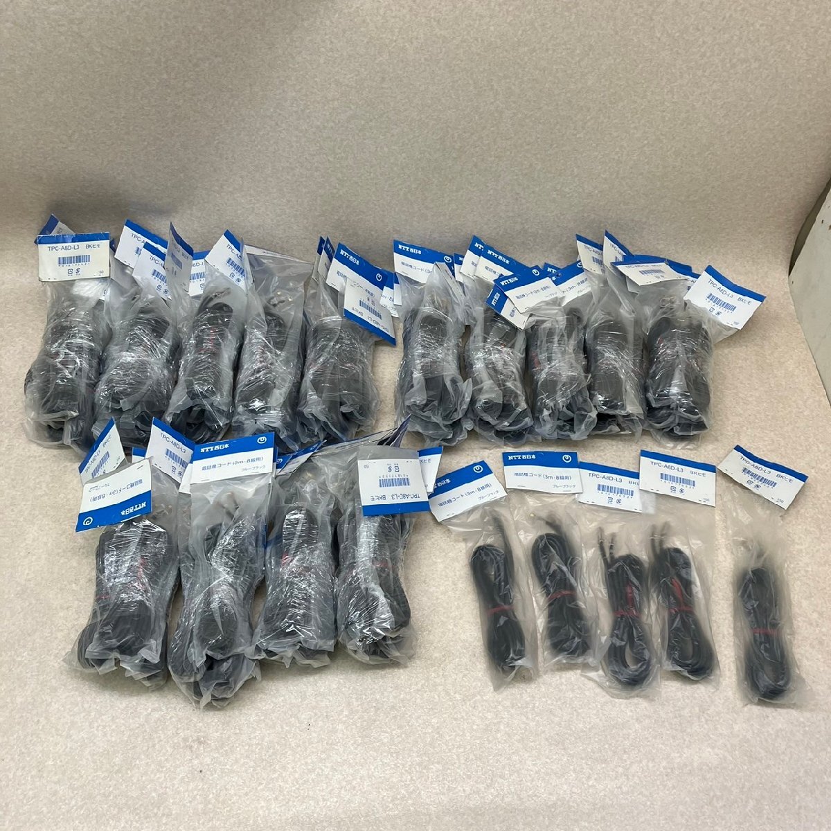 新品未開封品★NTT西日本 TPC-A8D-L3 黒 BKヒモ 電話機コード(3m・8線用)75本セット【引取可/大阪発】拍卖