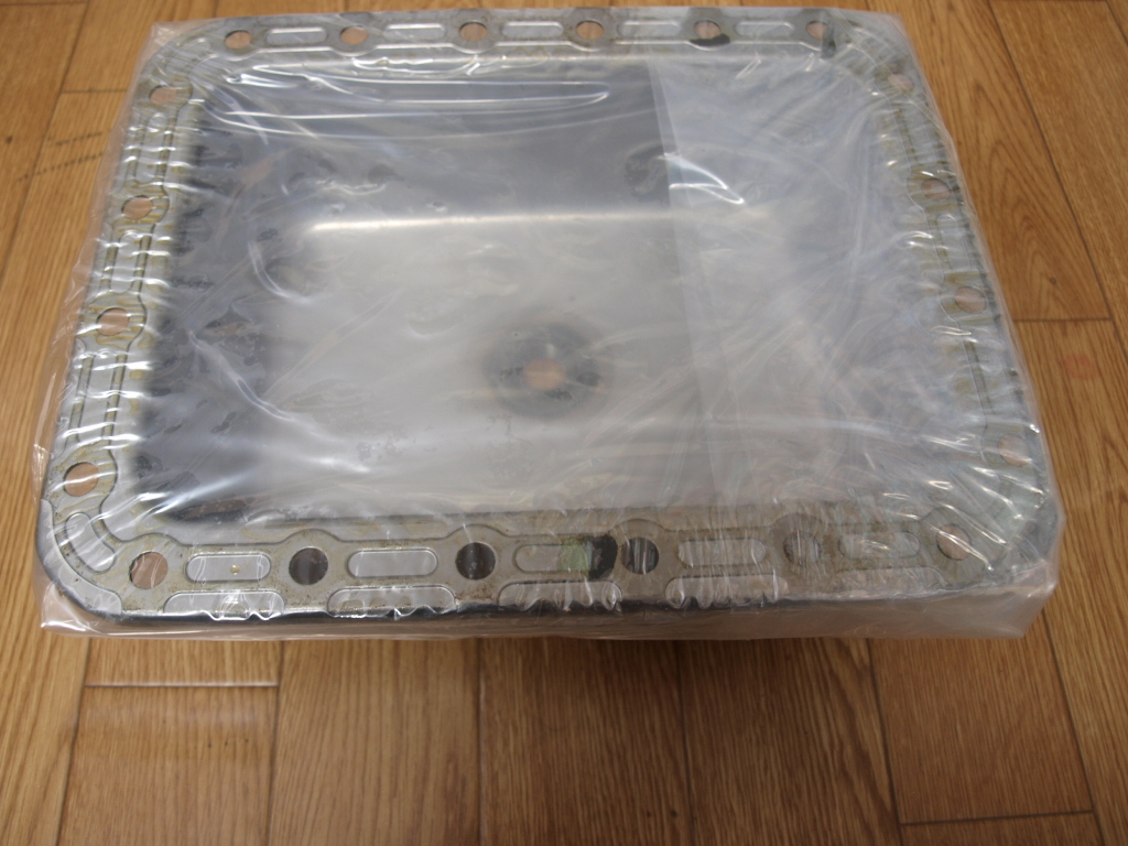 クボタ RX306 RX406 オイルパン 純正品 新品 長期在庫品 ユンボ 建設機械 重機(土曜・日曜・祝日・沖縄・離島発送不可)拍卖