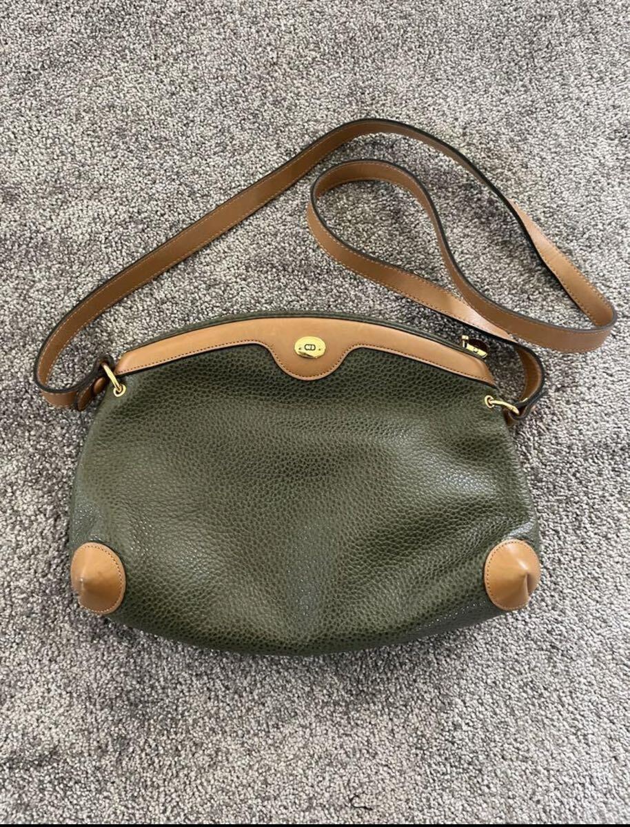 クリスチャンディオールショルダーバッグ斜め掛け 本革 拍卖
