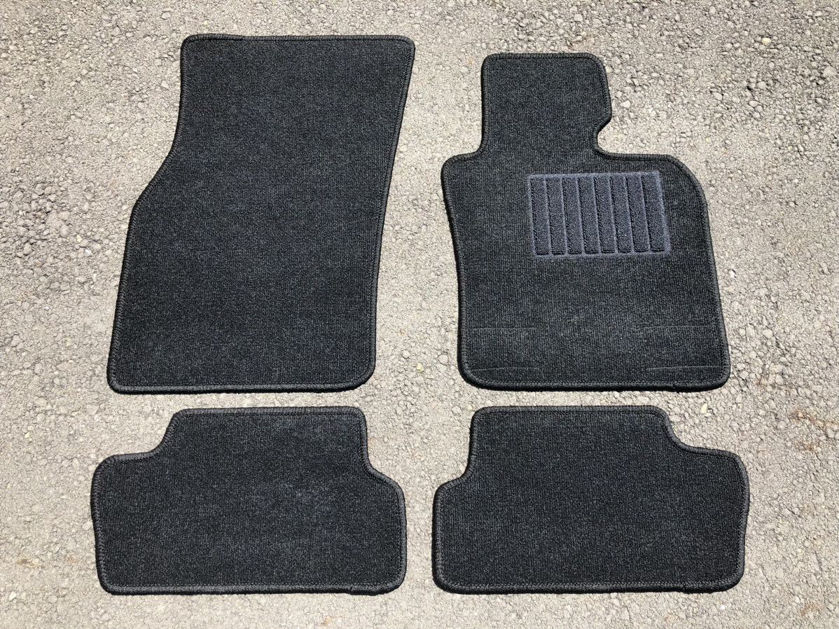 ■送料無料■MINI ミニクーパー F56 3ドア/ワン共通 黒無地/ブラック フロアマット カーマット 日本産 新品 (年式:H26年4月~現行)拍卖