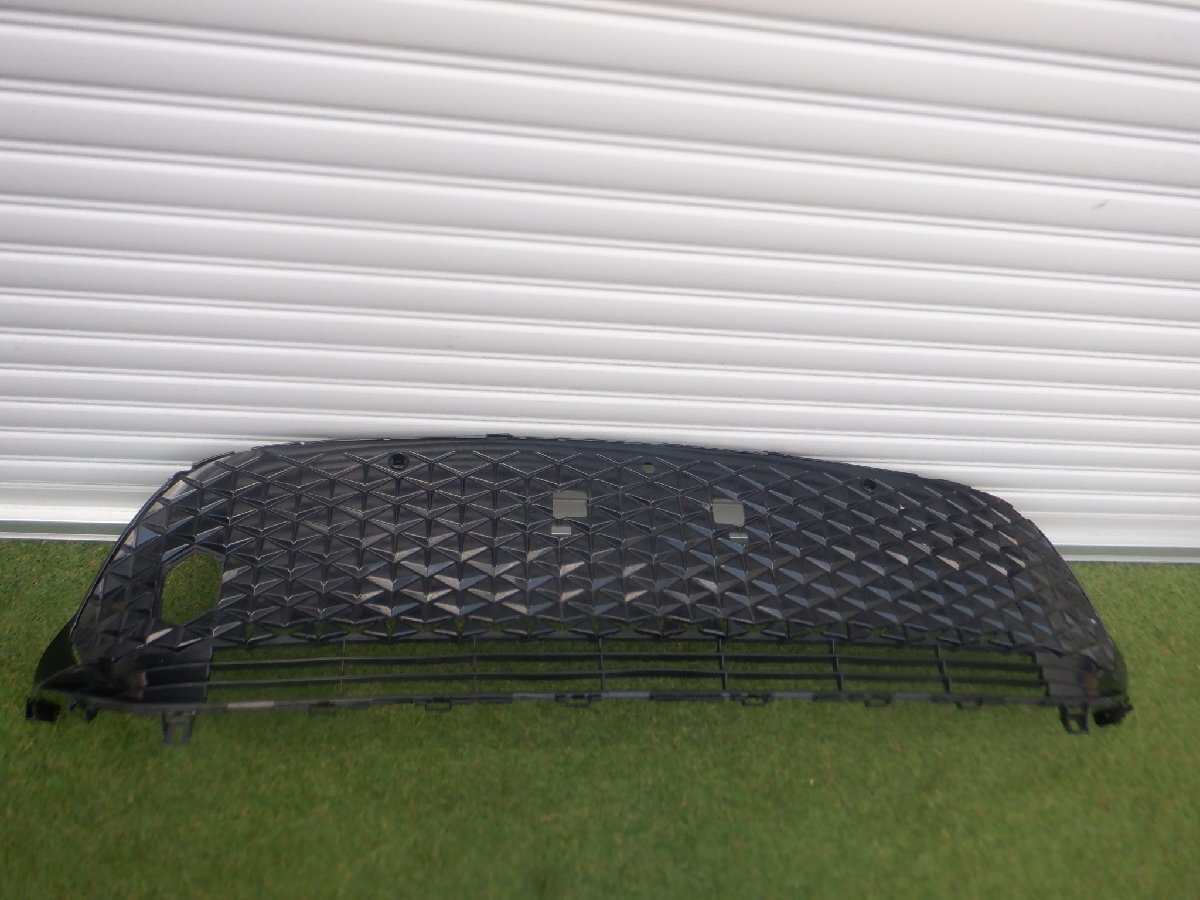 純正 AZSH35 TZSH35 クラウン クロスオーバー クラウンクロスオーバー フロントバンパー センター部分 ロアグリル 53102-30270 53112-30530拍卖