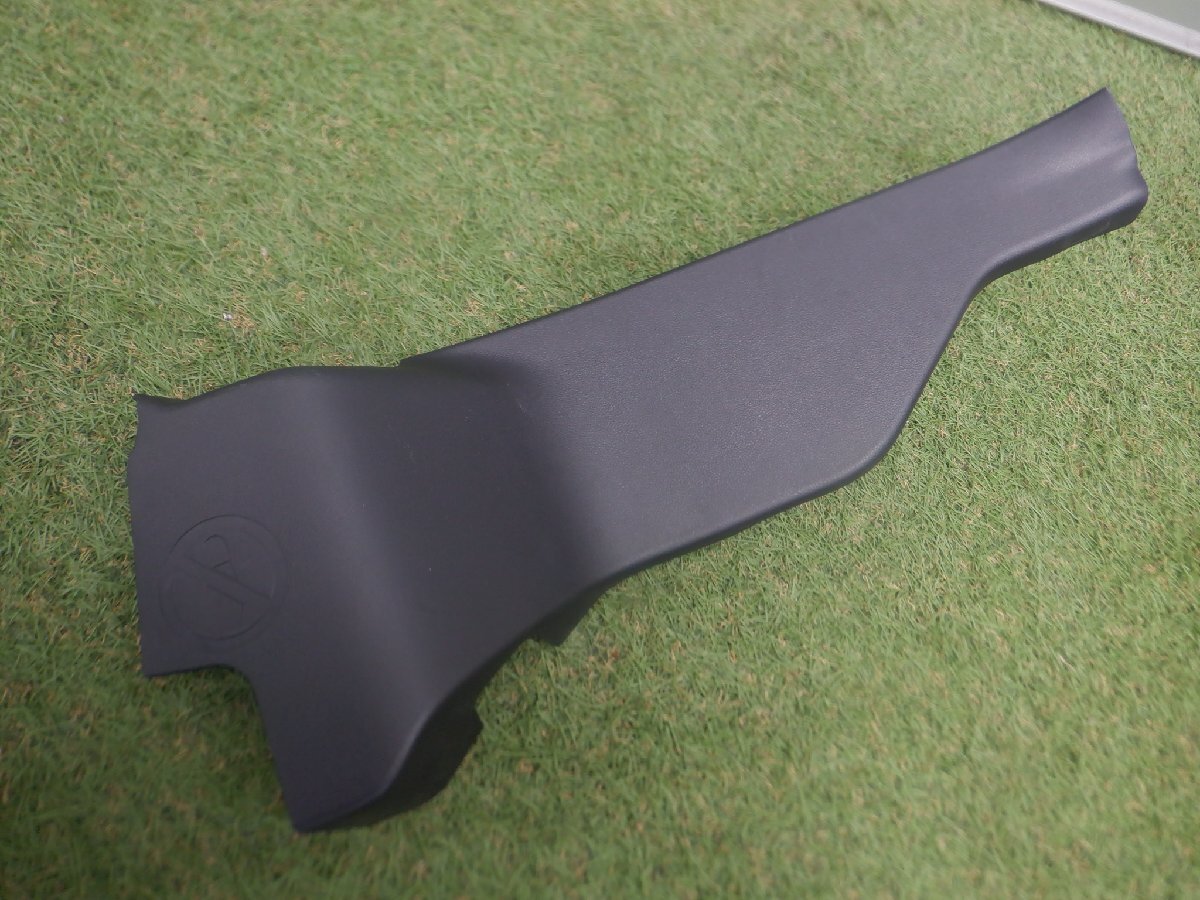 新車外し トヨタ純正 M900A M910A ルーミー タンク リアキッキングプレート カバー パネル 左側 67918-B1060 m-24-8-379拍卖