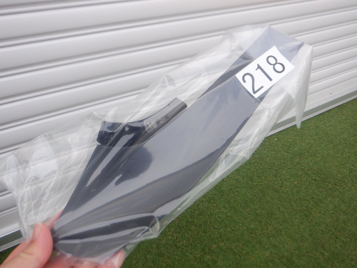 新品 トヨタ純正 ZWR90W ZWR95W MZRA90W MZRA95W 90 ノア フロントバンパー ホールカバー 52040-V1051 ブラック218拍卖