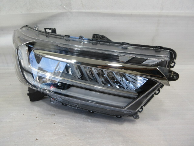ホンダ オデッセイ RC1/RC2 後期 純正 LED 右ヘッドライト拍卖