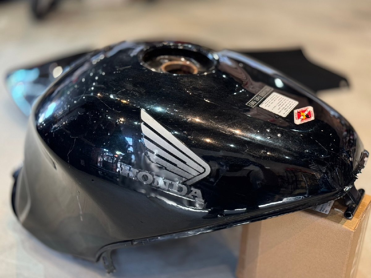 ★CBR1100XX Blackbird ブラックバード SC35 インジェクション車用 燃料ポンプ付き ガソリンタンク + シートカウル セット!拍卖