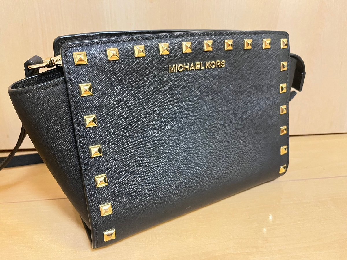 ■ 美品 MICHAEL KORS マイケルコース ストラップ付 斜め掛けショルダーバッグ ブラック ゴールド金具 ★拍卖