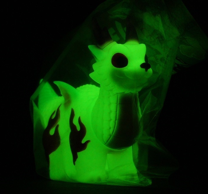 新品 送料無料 小夏屋 リュドラ 輝龍 蓄光 GID G.I.D ソフビ フィギュア こなつ konatsuya sofubi sofvi negora 大王ネゴラ拍卖