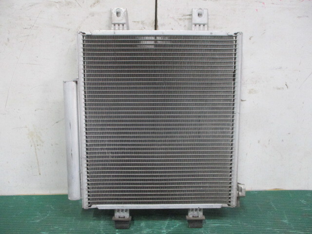 ダイハツ ミライース DBA-LA300S コンデンサー 88450-B2140拍卖