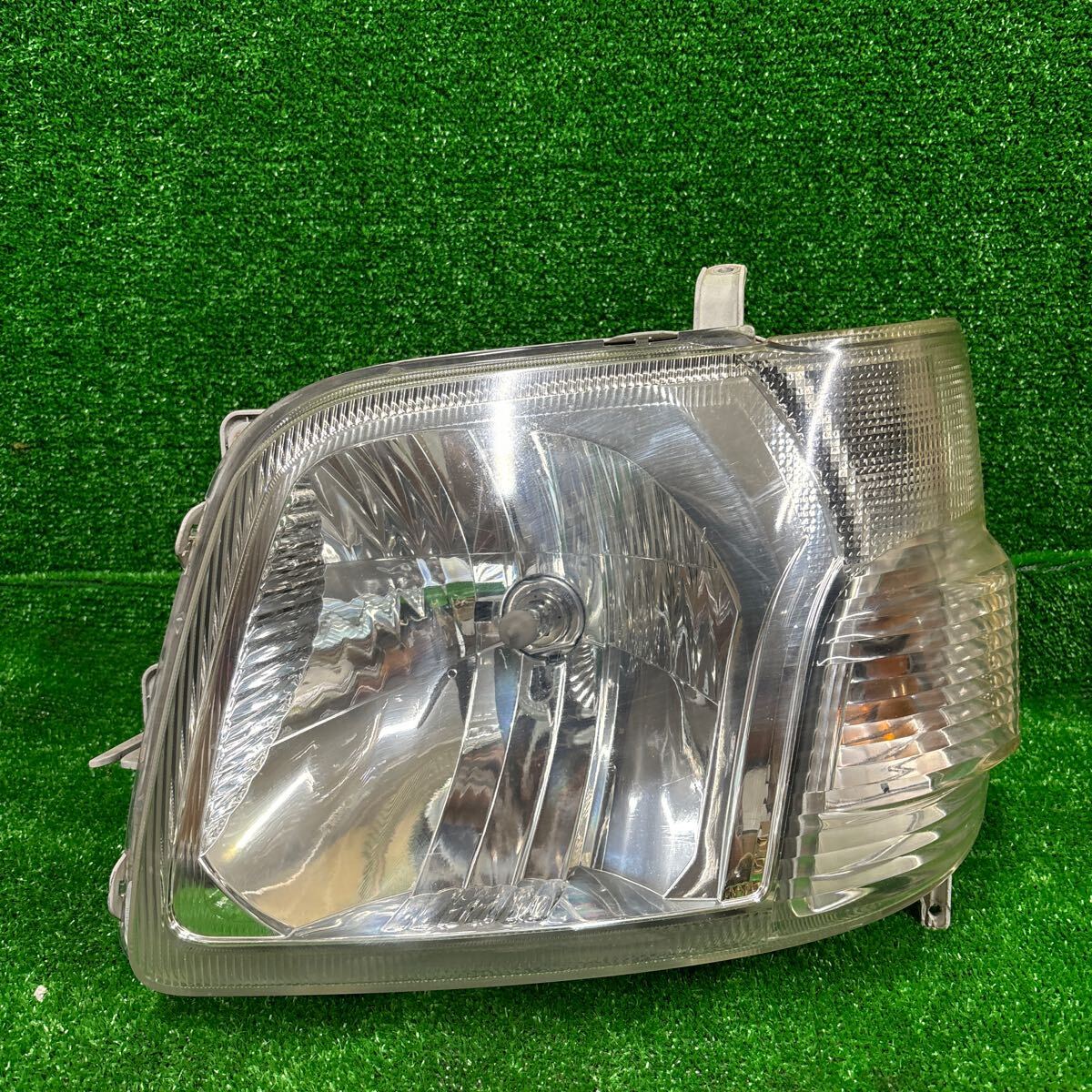 S330Vハイゼット 左ヘッドライト 23-3拍卖