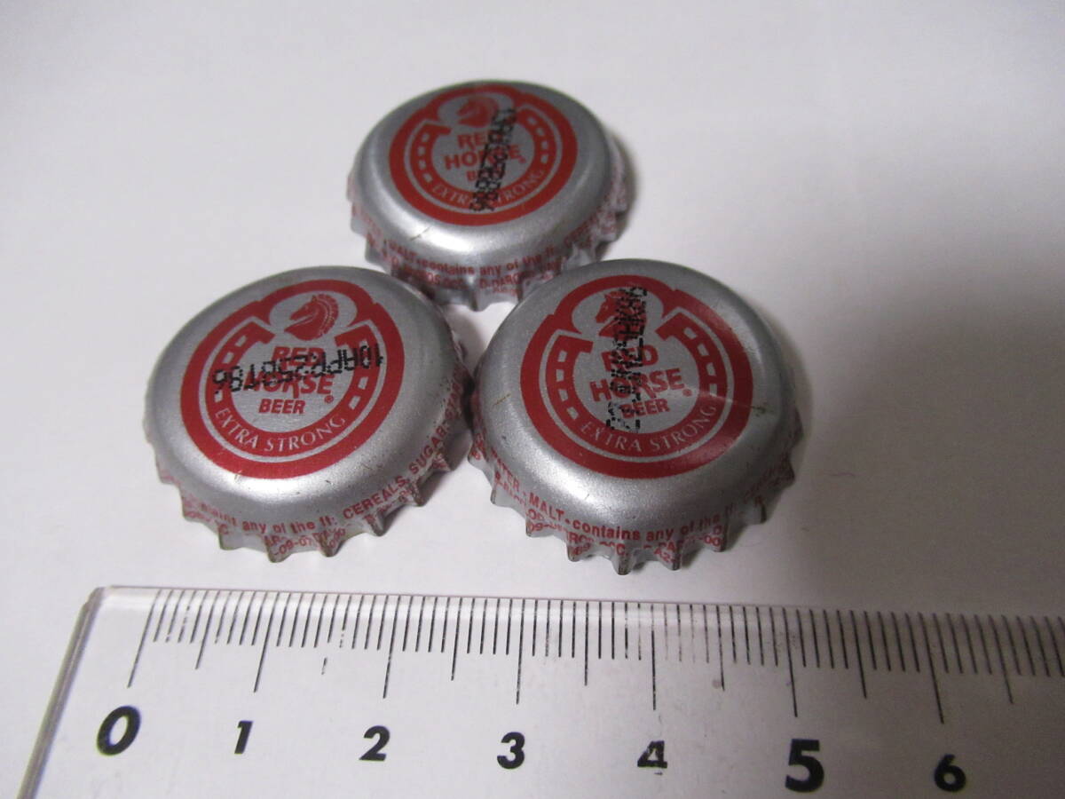 サンミゲル レッドホースビール 王冠 (栓) REDHORSEBEER 3個拍卖