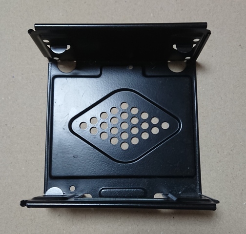 中古 自作パソコンケースに付属している HDDマウンタ 拍卖